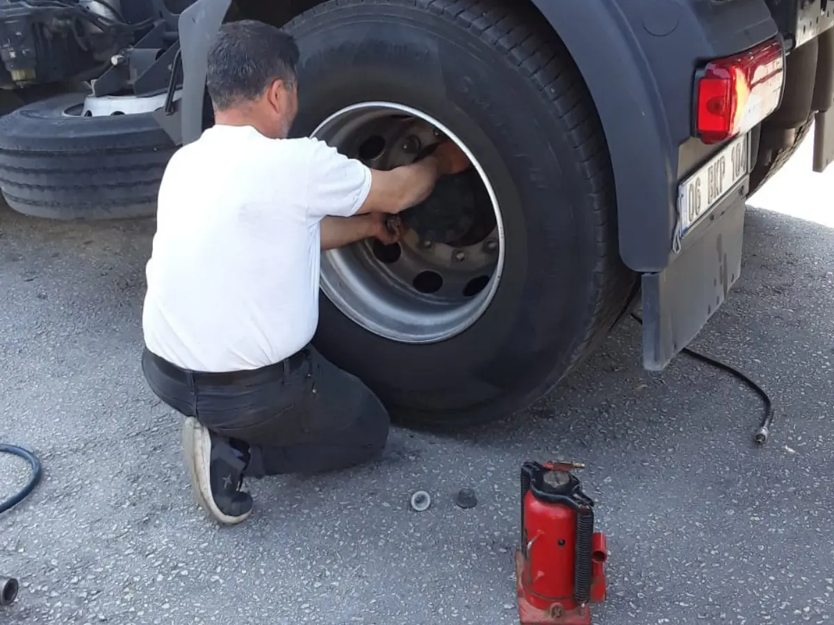 Bozüyük Oto Lastikçi